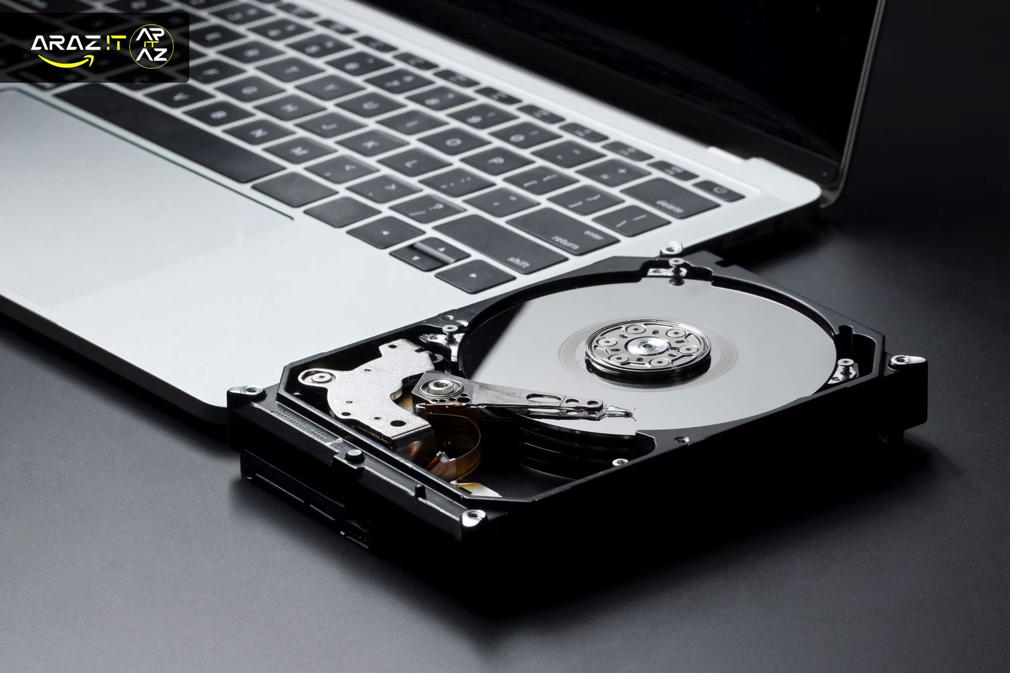 مقایسه هارد HDD با SDD تفاوت هارد SSD با HDD: کدام برای شما مناسب‌تر است؟ - هارد HDD چیست ؟